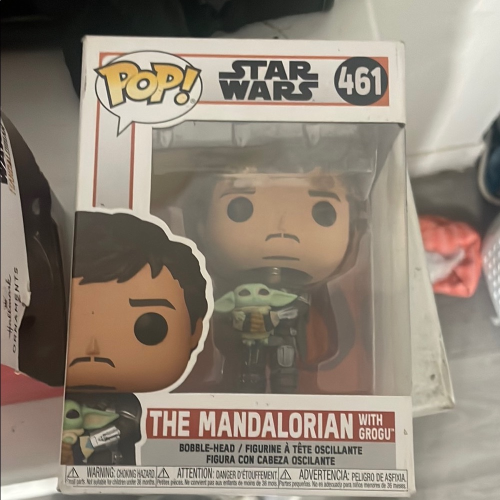 Star Wars The Mandalorian with Grogu Pop! Figure